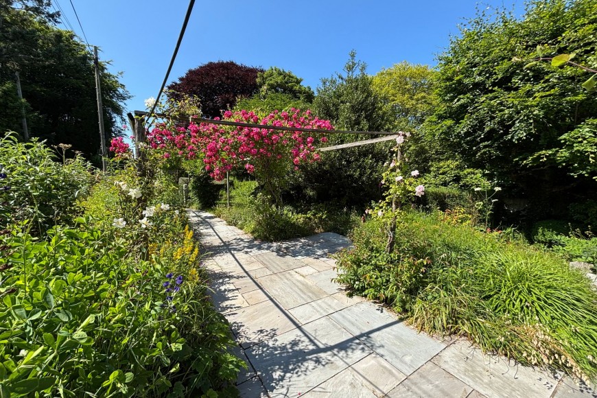 6 Church Road, Mylor, TR11