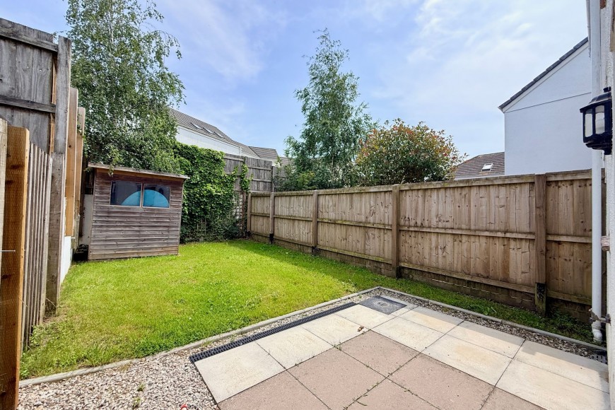 Round Ring Gardens, Penryn, TR10