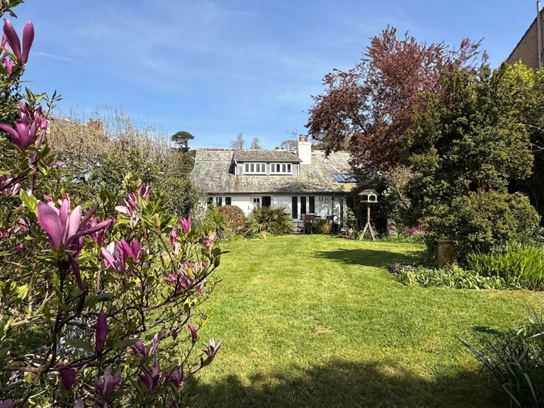 Coventry Road, Flushing, TR11