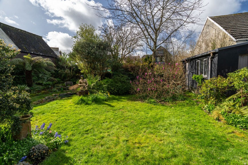 Coventry Road, Flushing, TR11