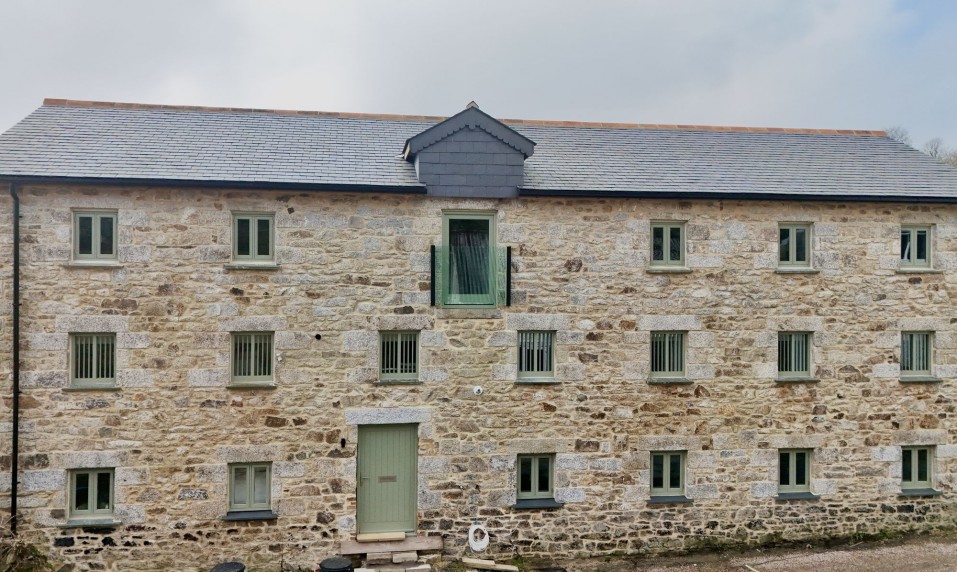 Lower Treluswell, Penryn, TR10