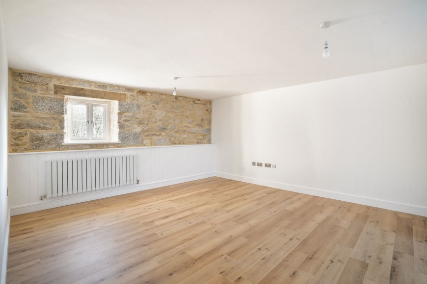 Lower Treluswell, Penryn, TR10