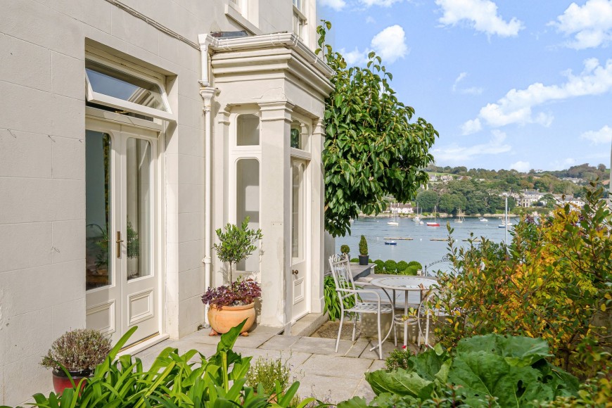 9 Stratton Terrace, Falmouth, TR11