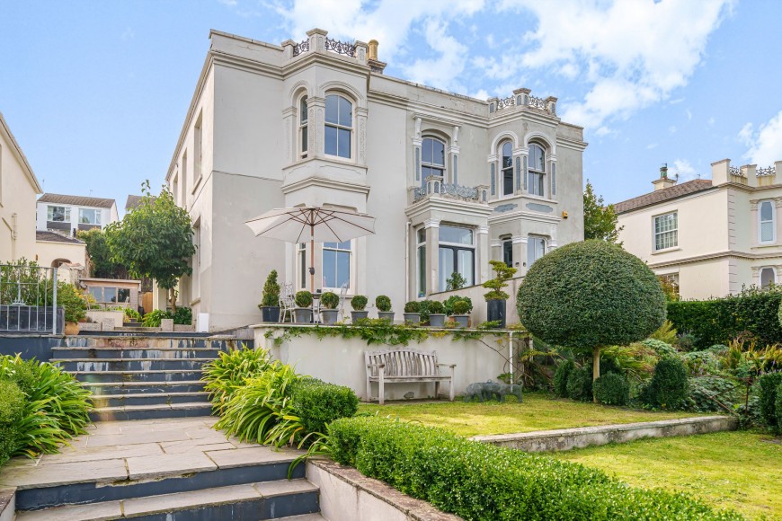 9 Stratton Terrace, Falmouth, TR11