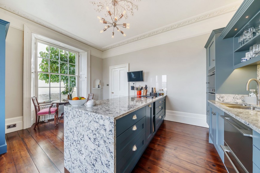 9 Stratton Terrace, Falmouth, TR11