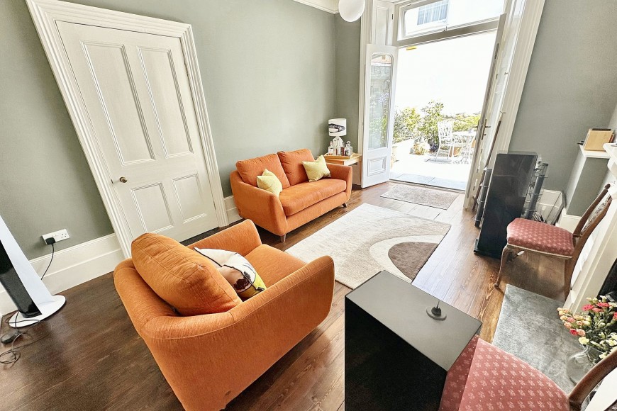 9 Stratton Terrace, Falmouth, TR11