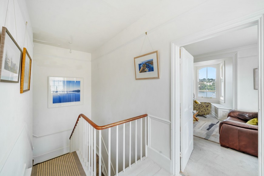 9 Stratton Terrace, Falmouth, TR11