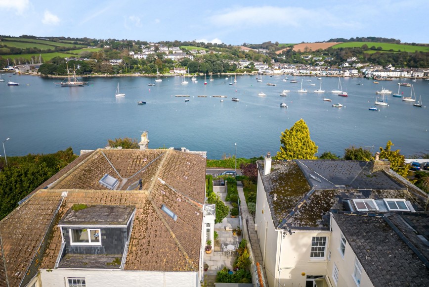 9 Stratton Terrace, Falmouth, TR11