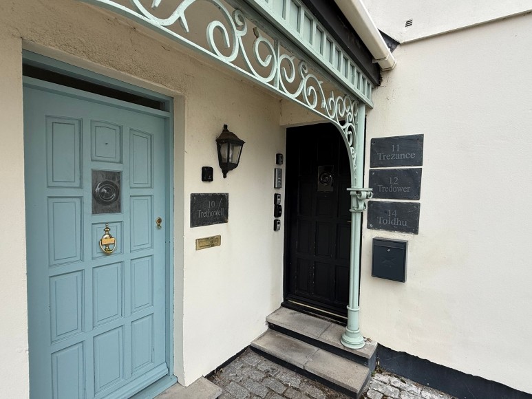 Cliff Road, Falmouth, TR11