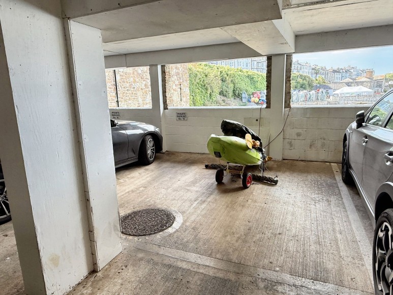 Admirals Quay, The Packet Quays, TR11