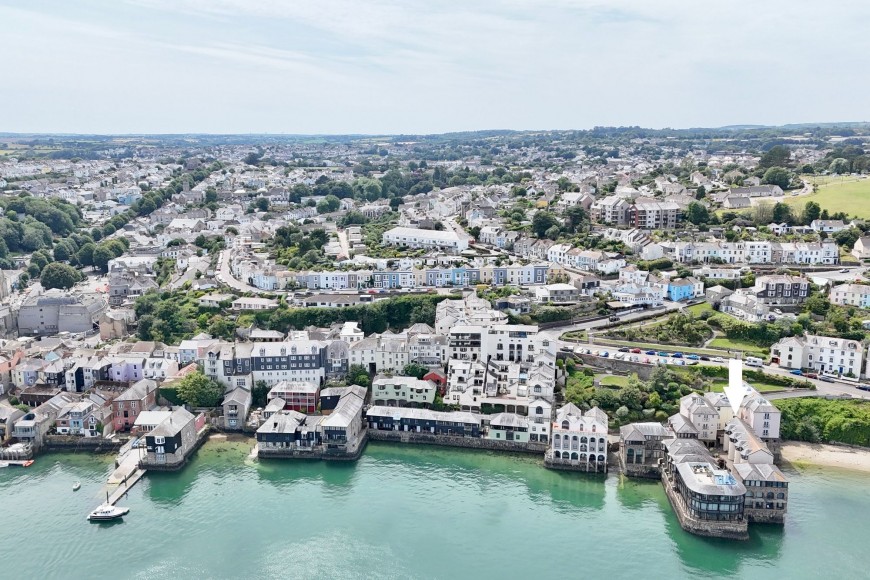 Admirals Quay, The Packet Quays, TR11