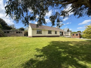 Roscarrack Close, Falmouth, TR11