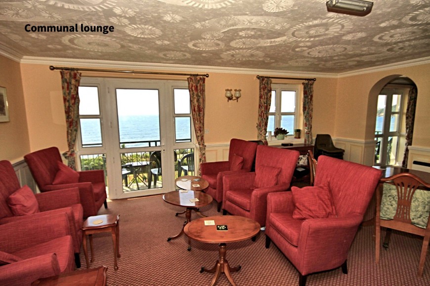 Cliff Road, Bay Court Cliff Road, TR11