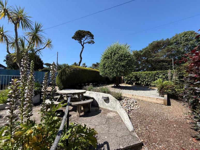 Pennance Road, Falmouth, TR11