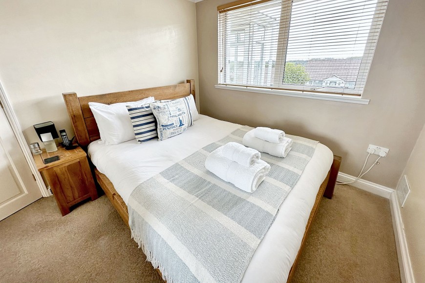 Cunningham Park, Mabe Burnthouse, TR10