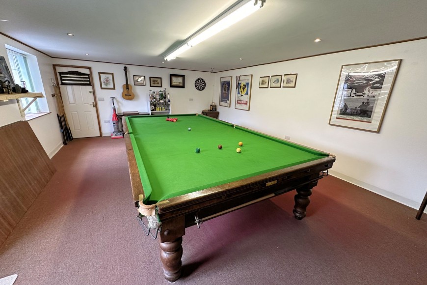 Helston, St. Keverne, TR12