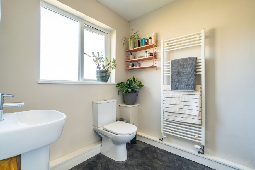 Polsethow, Penryn, TR10