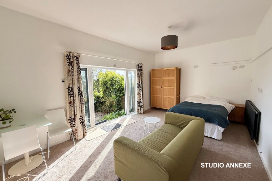 Polsethow, Penryn, TR10