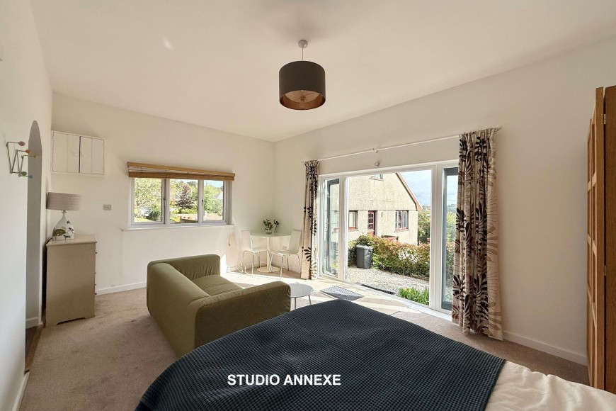 Polsethow, Penryn, TR10