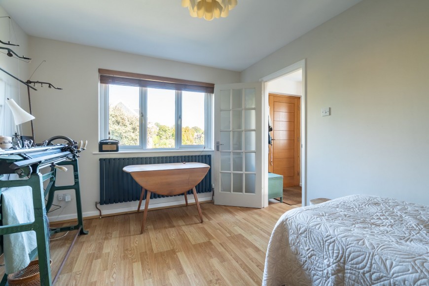 Polsethow, Penryn, TR10