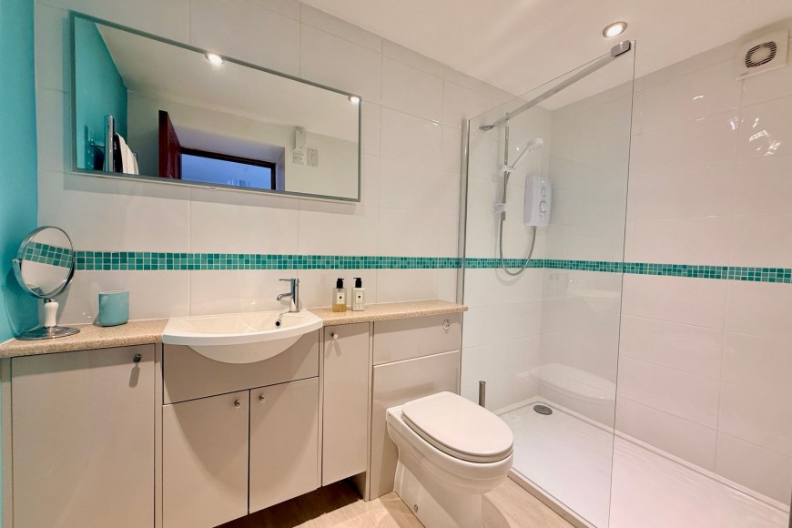 Antron Lane, Mabe Burnthouse, TR10