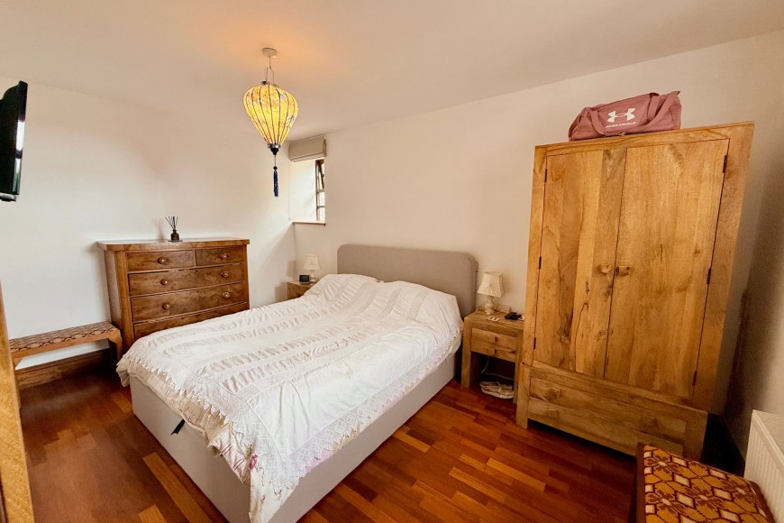 Antron Lane, Mabe Burnthouse, TR10