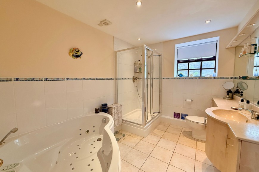 Antron Lane, Mabe Burnthouse, TR10
