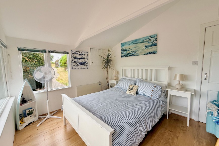 Antron Lane, Mabe Burnthouse, TR10