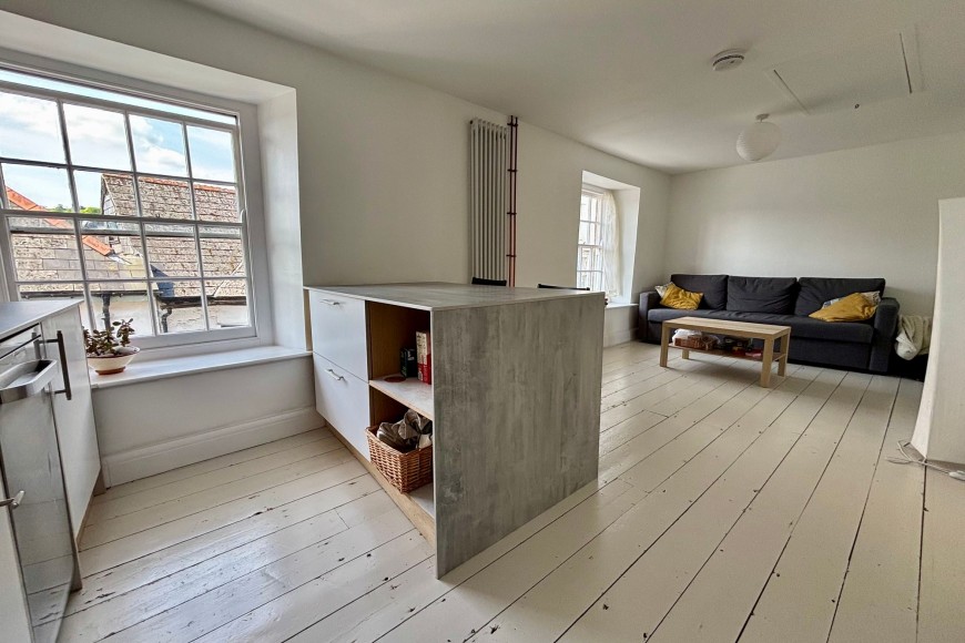 Lower Market Street, Penryn, TR10