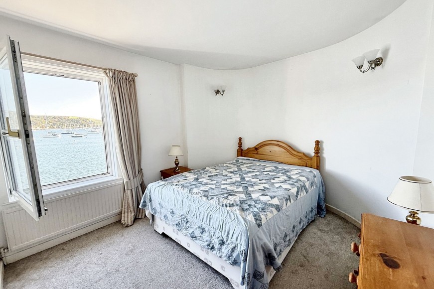 Janes Court, The Packet Quays, TR11