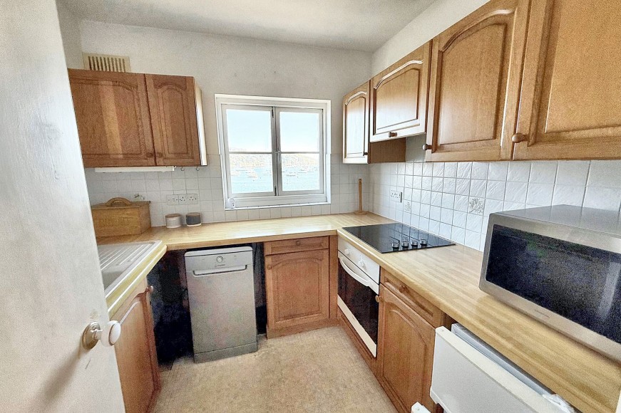 Janes Court, The Packet Quays, TR11